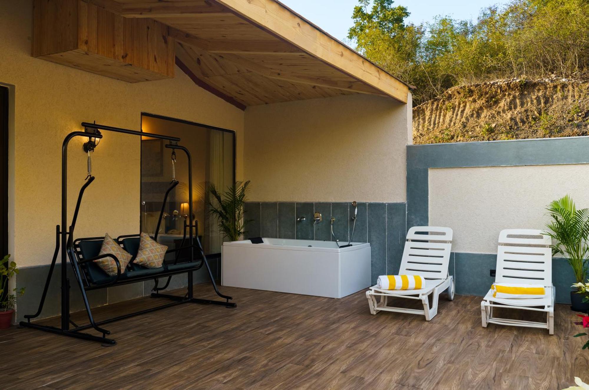 Anandam - A Luxury Resort In Udaipur Ngoại thất bức ảnh