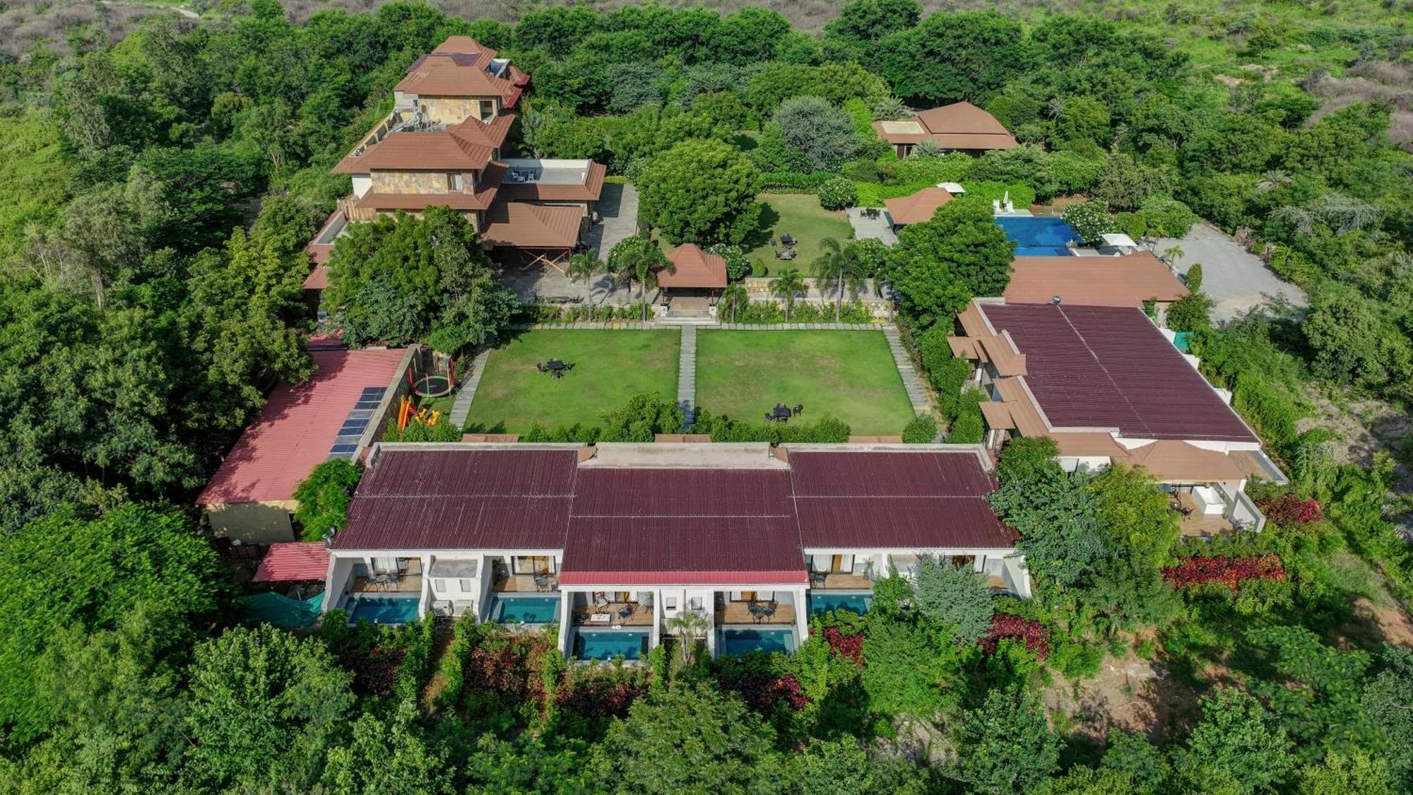Anandam - A Luxury Resort In Udaipur Ngoại thất bức ảnh
