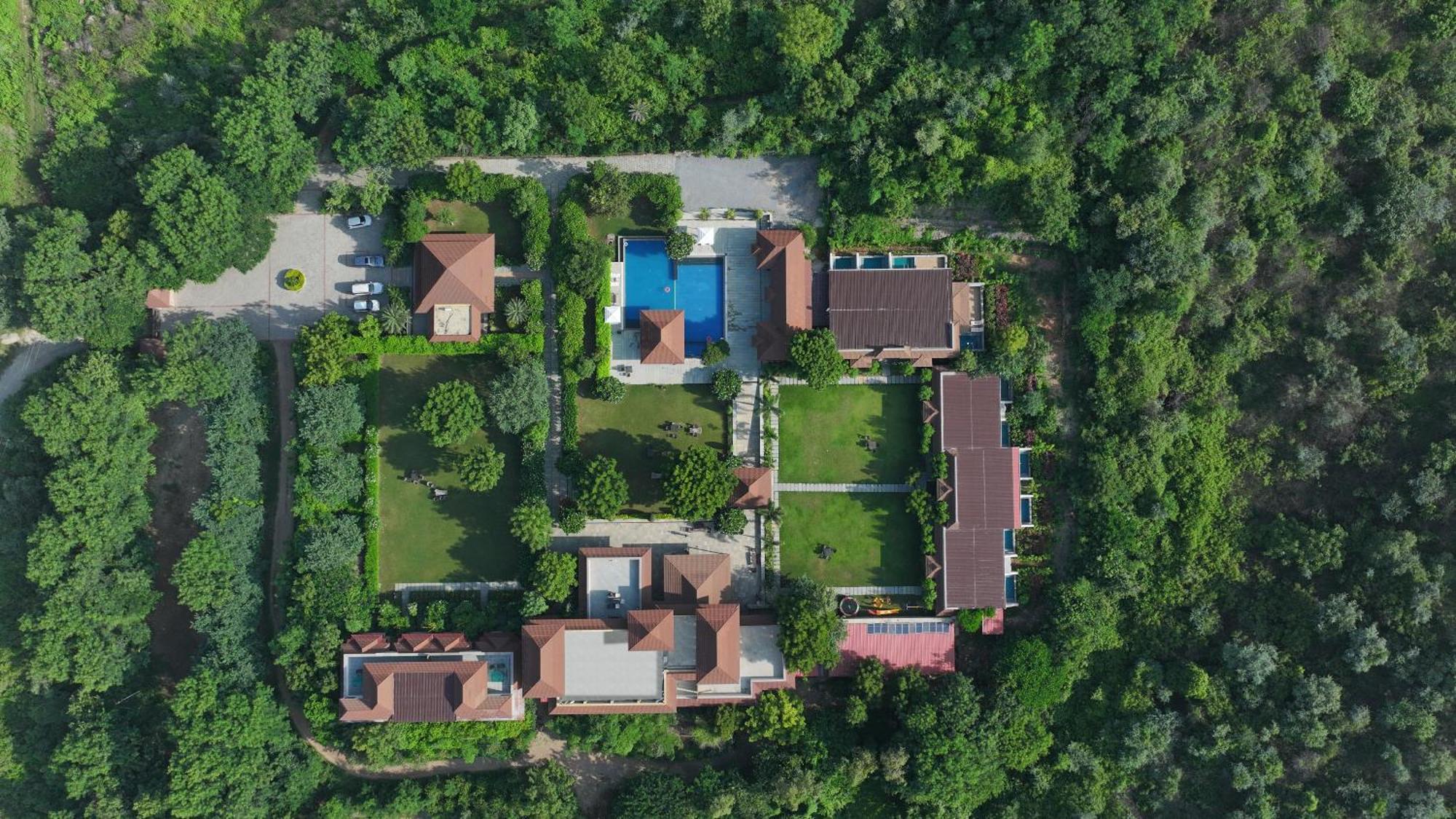 Anandam - A Luxury Resort In Udaipur Ngoại thất bức ảnh